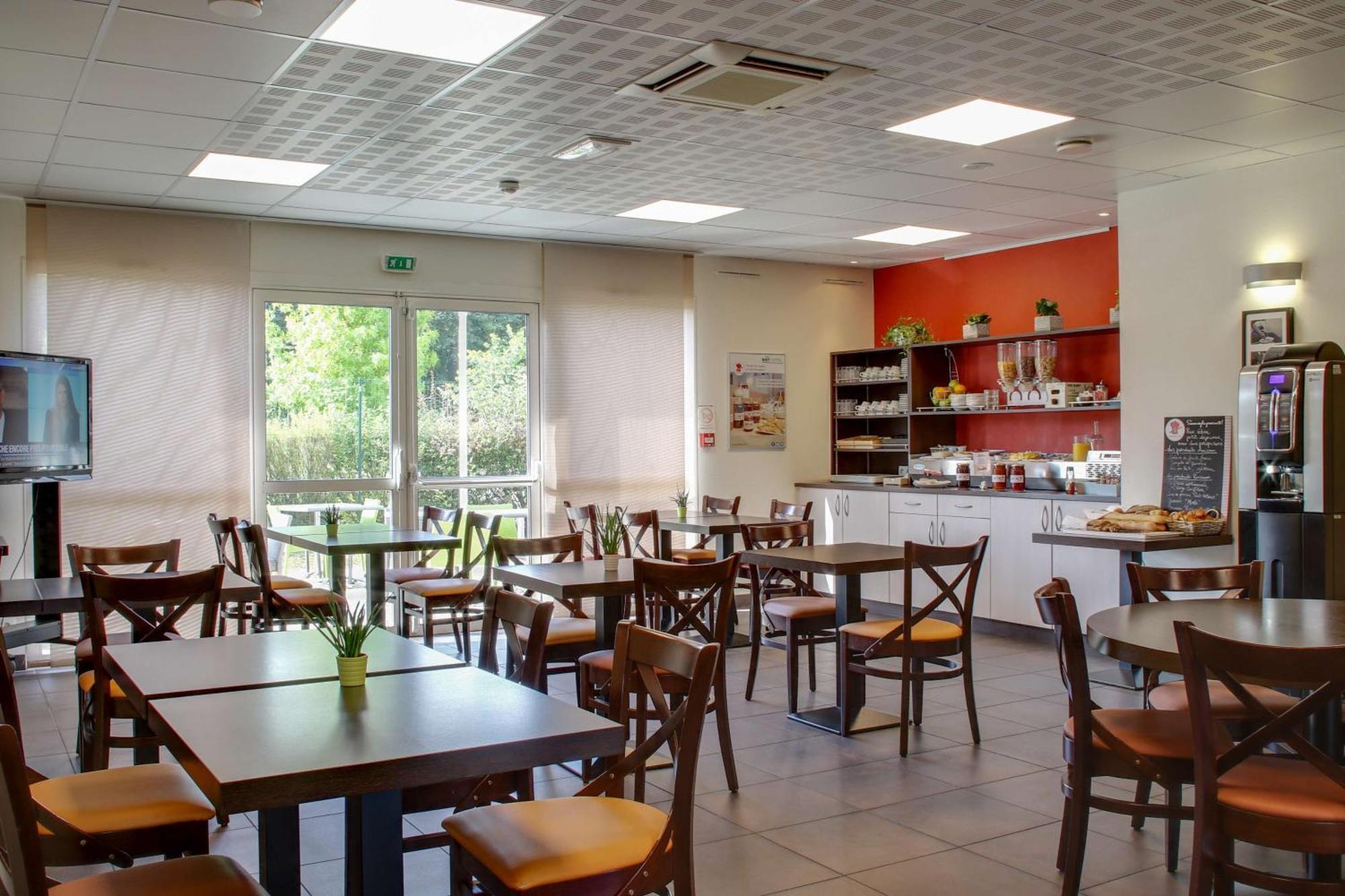 Brit Hotel Saint-Meen-Le-Grand En Broceliande Luaran gambar